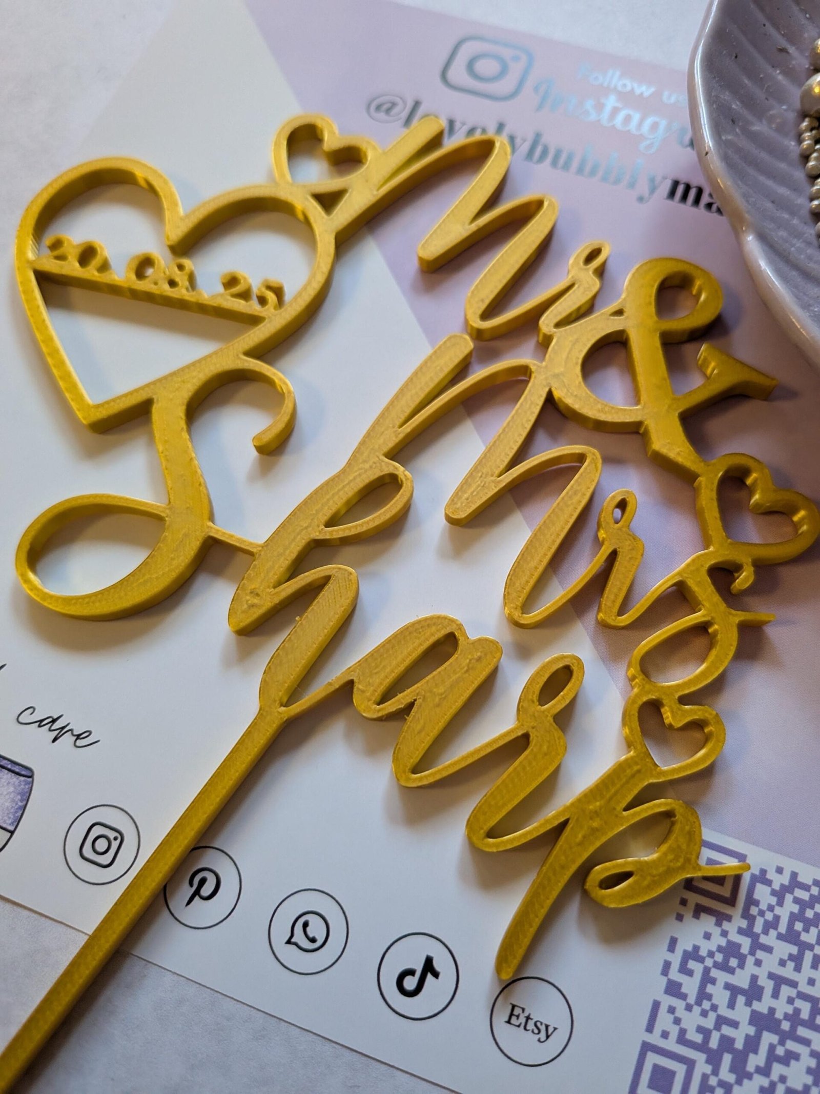 Acrylic Mr & Mrs Name & date topper - Image 2